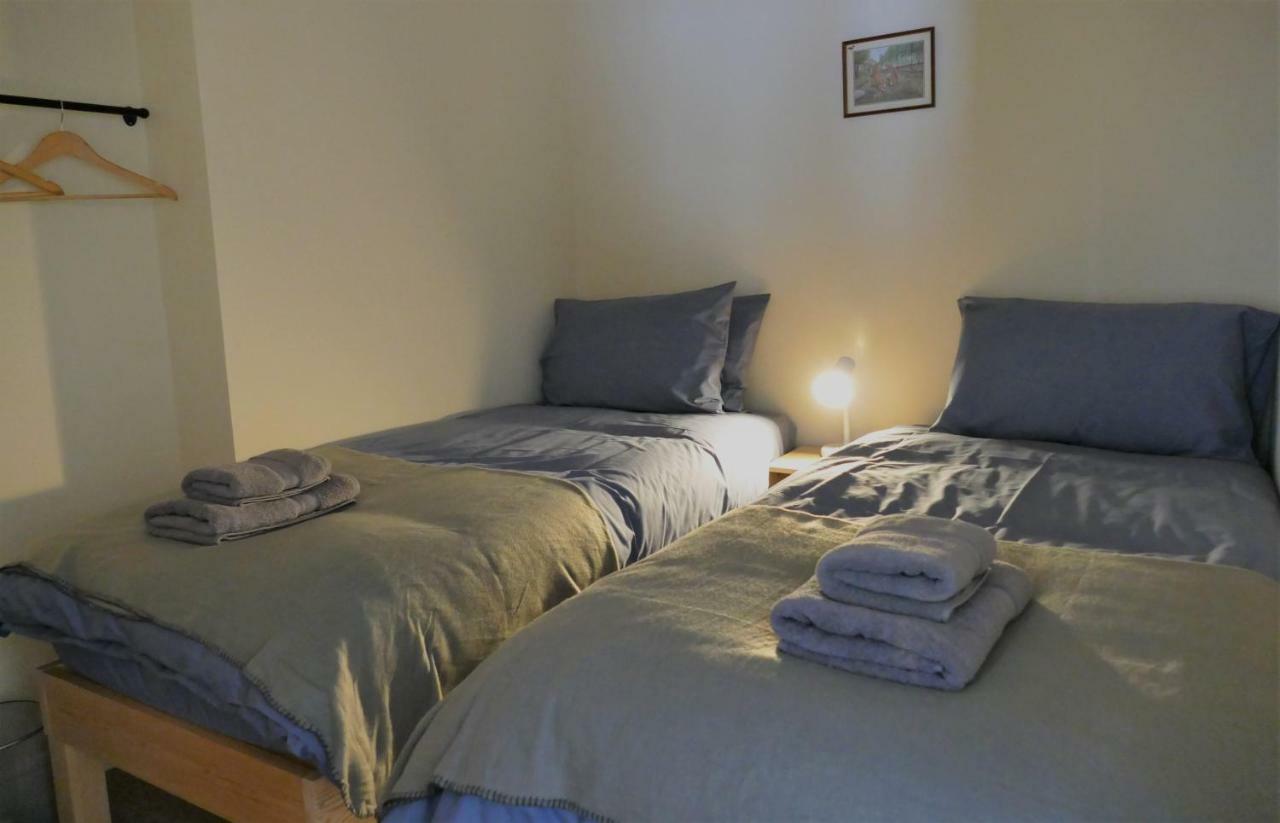Appartamento 2 Bell Street Talgarth Esterno foto