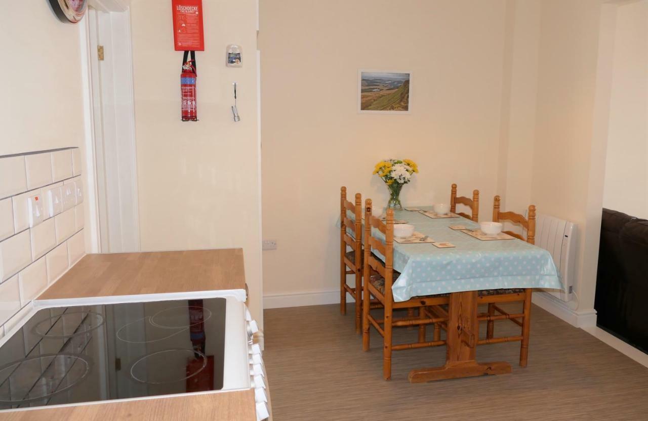 Appartamento 2 Bell Street Talgarth Esterno foto