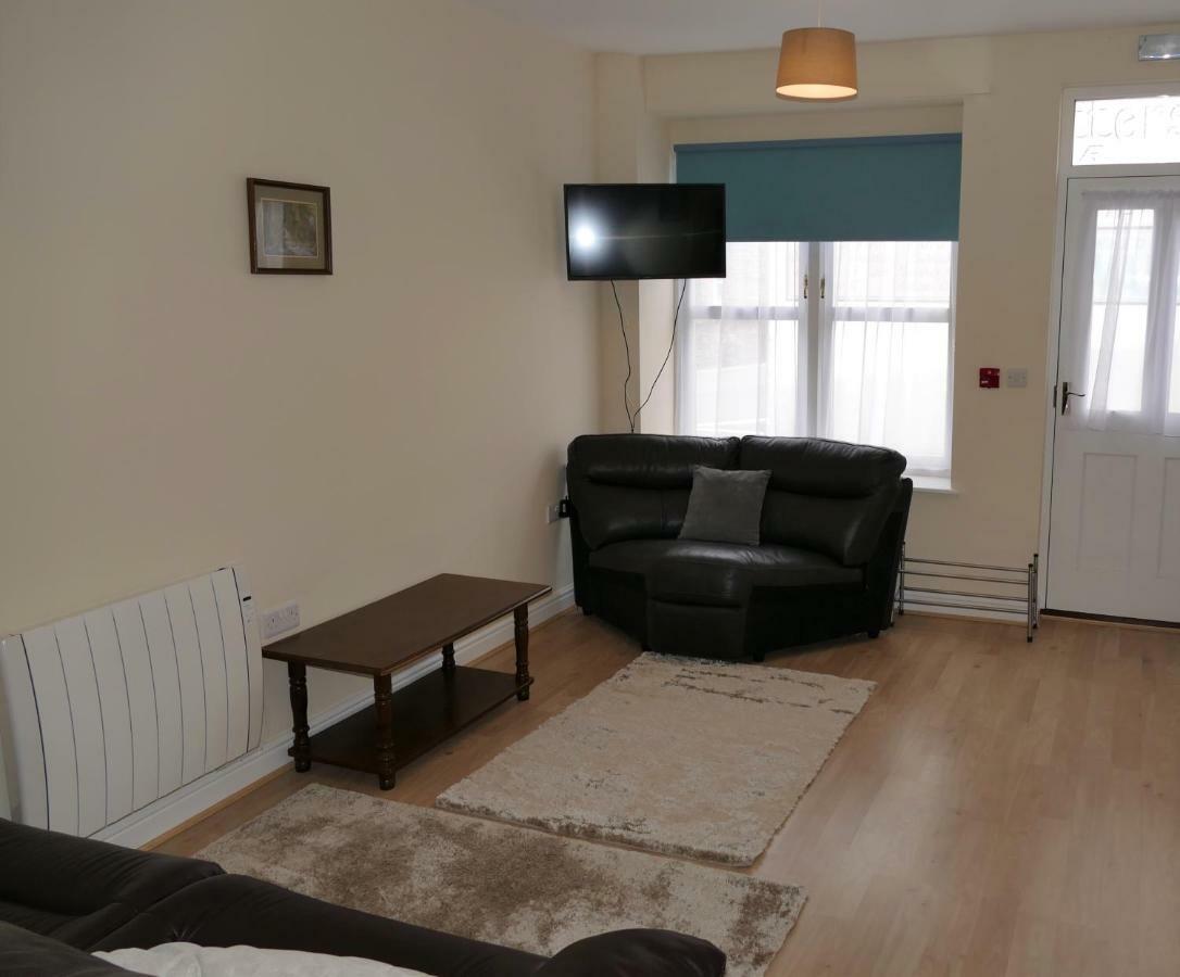 Appartamento 2 Bell Street Talgarth Esterno foto